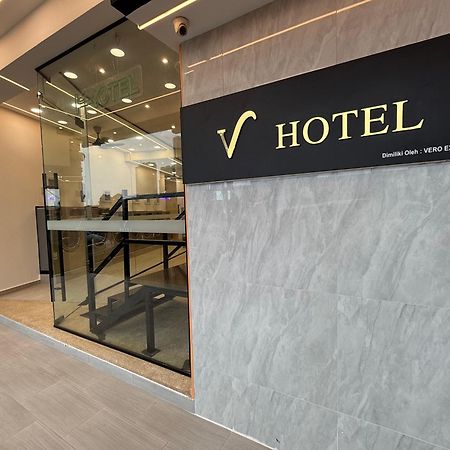 V Hotel 新山 外观 照片